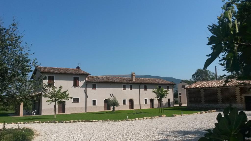 Podere Le Volte Degli Angeli Spello Εξωτερικό φωτογραφία