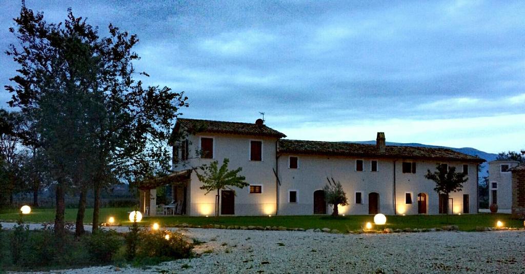 Podere Le Volte Degli Angeli Spello Εξωτερικό φωτογραφία