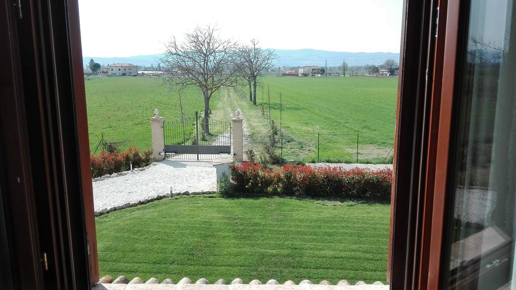 Podere Le Volte Degli Angeli Spello Εξωτερικό φωτογραφία
