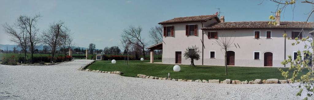 Podere Le Volte Degli Angeli Spello Εξωτερικό φωτογραφία